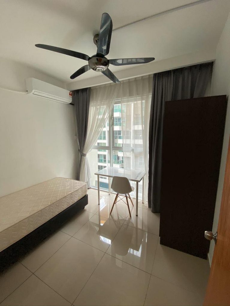 ara damansara room for rent