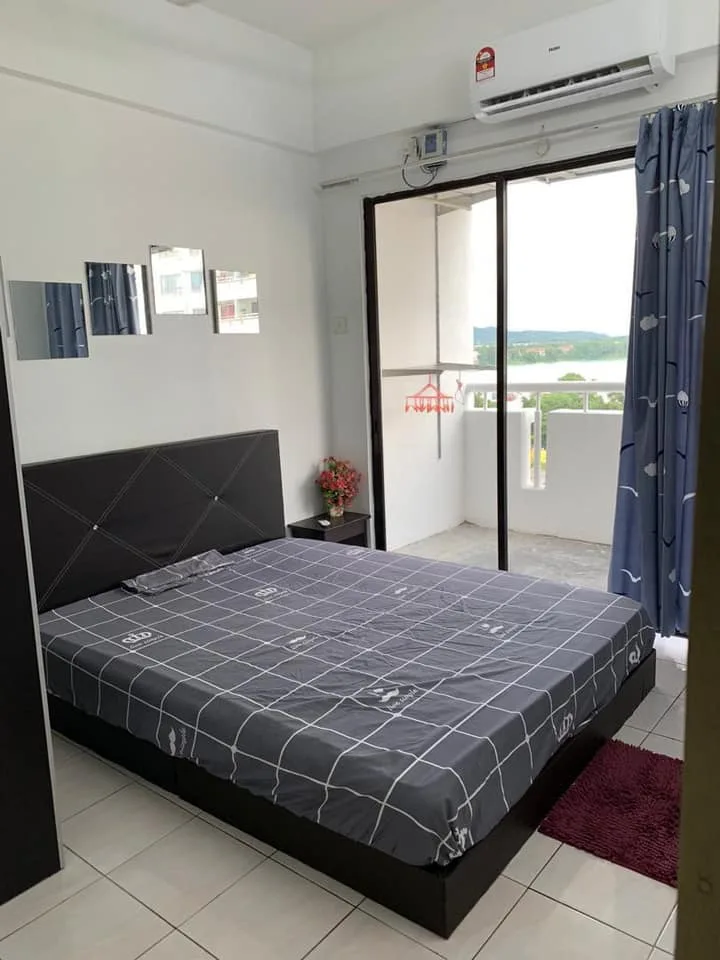 2 03f6b58d - RoomGrabs