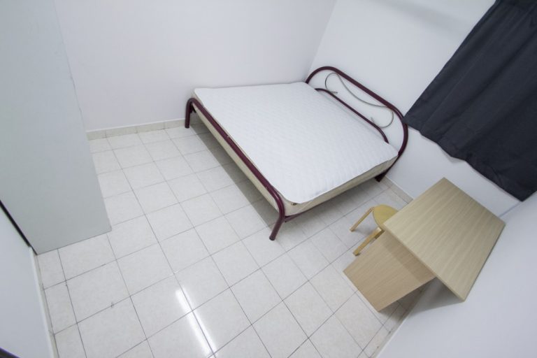 Emty Room1.1 76f72823 | RoomGrabs