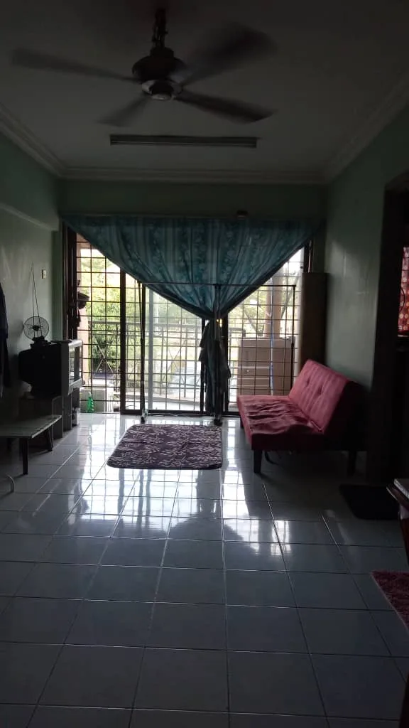 Living Room 4502f8a9 - RoomGrabs