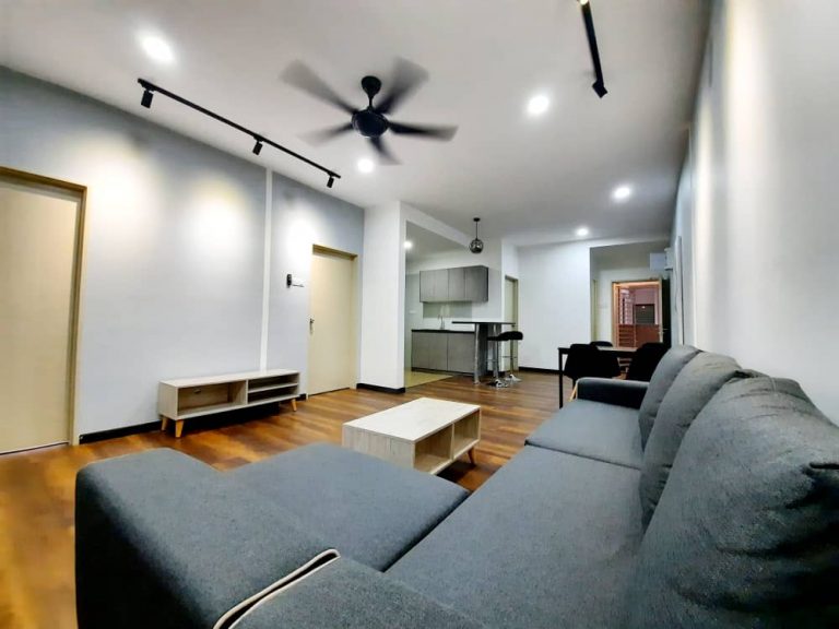 a a1270ac3 | RoomGrabs