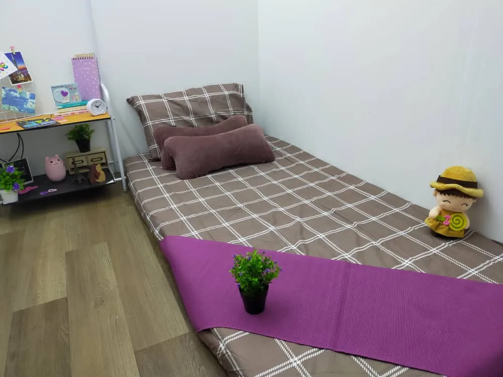 eea1ac16 aa51 4d84 b548 60b86563d67a b467b6ce | RoomGrabs