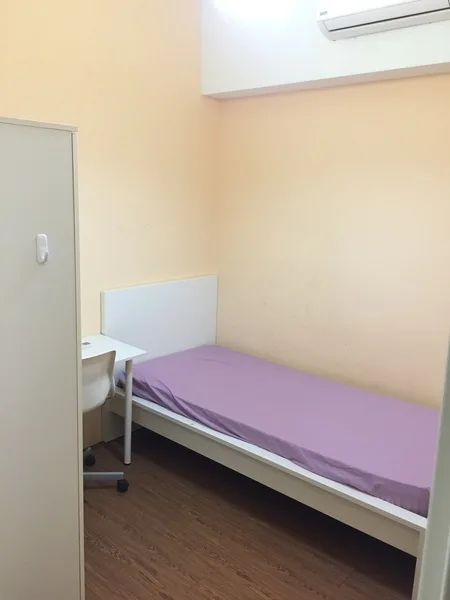 view 07513EF3 8DE9 4F25 8B90 892A065A7248 9b66d414 - RoomGrabs