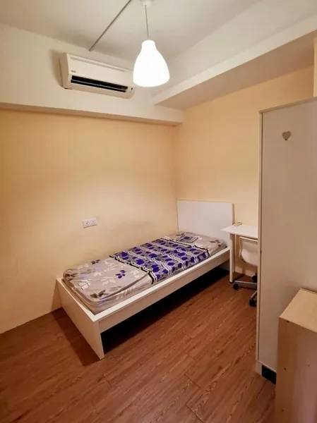 view 47E7E93A 4F77 4363 AE36 36072022A675 136fded0 - RoomGrabs