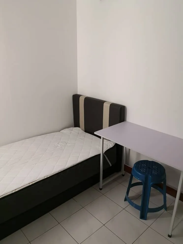 bb268df9 fc6a 48df 9ea9 1e1b625052e3 4f3e4ebd | RoomGrabs