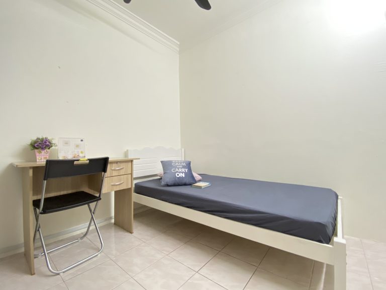 ROOM 2 7c63bd0c - RoomGrabs