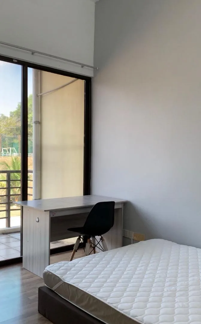 3255f85b a2dd 4fc2 91aa b6447c84a1c2 158dfa80 - RoomGrabs