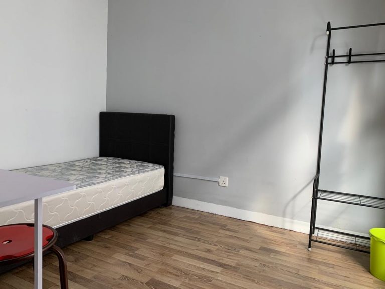 39693a72 de3c 4e62 9d5e 0e423ca255bd ae5bab44 - RoomGrabs