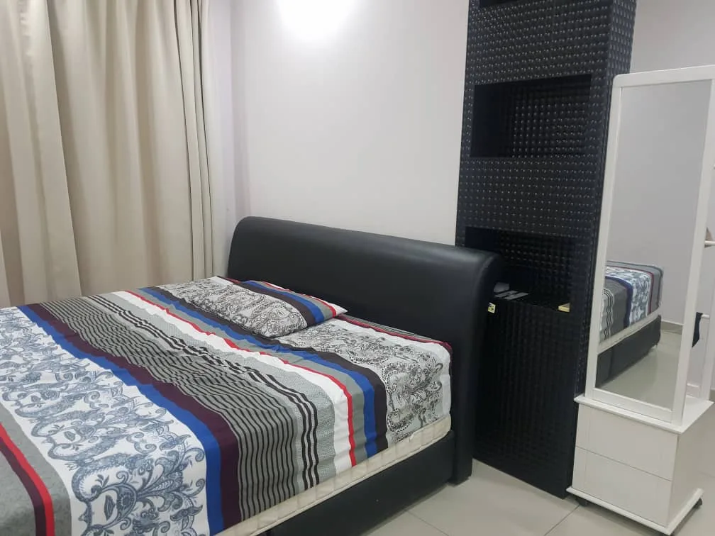 King size bed 59b0469a | RoomGrabs