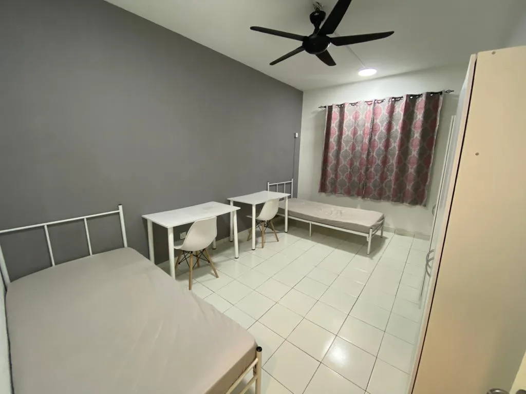 Master Room 1i d7035880 | RoomGrabs