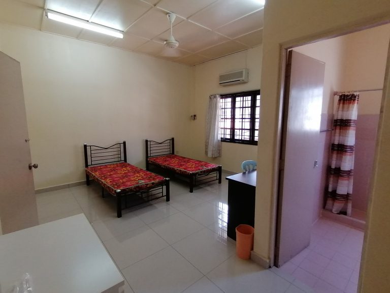 master room 6ccbf35b | RoomGrabs