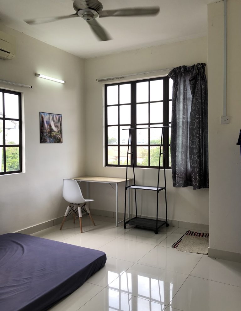 9E90469B 9FBE 46FC 9974 88CA63767FD5 2b5c0181 | RoomGrabs