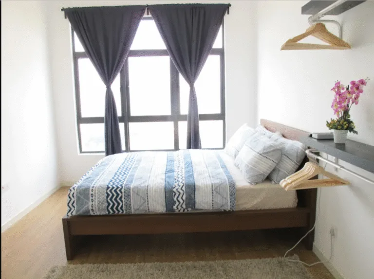Master Room ae126663 | RoomGrabs