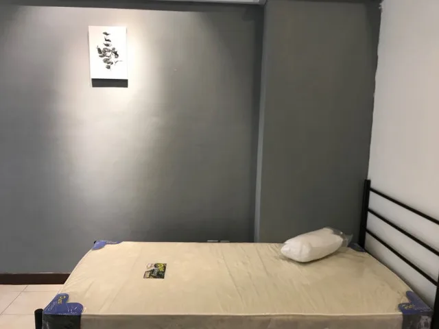 SMALL ROOM GREY COLOUR WALL b4d1856c - RoomGrabs