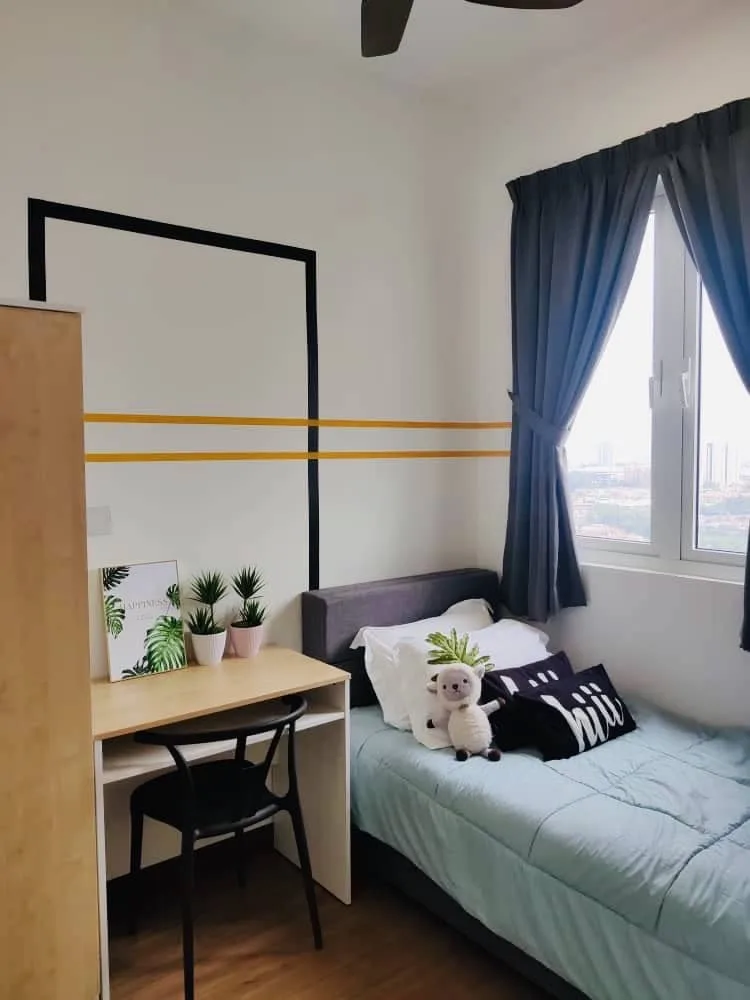 14 b270700c - RoomGrabs