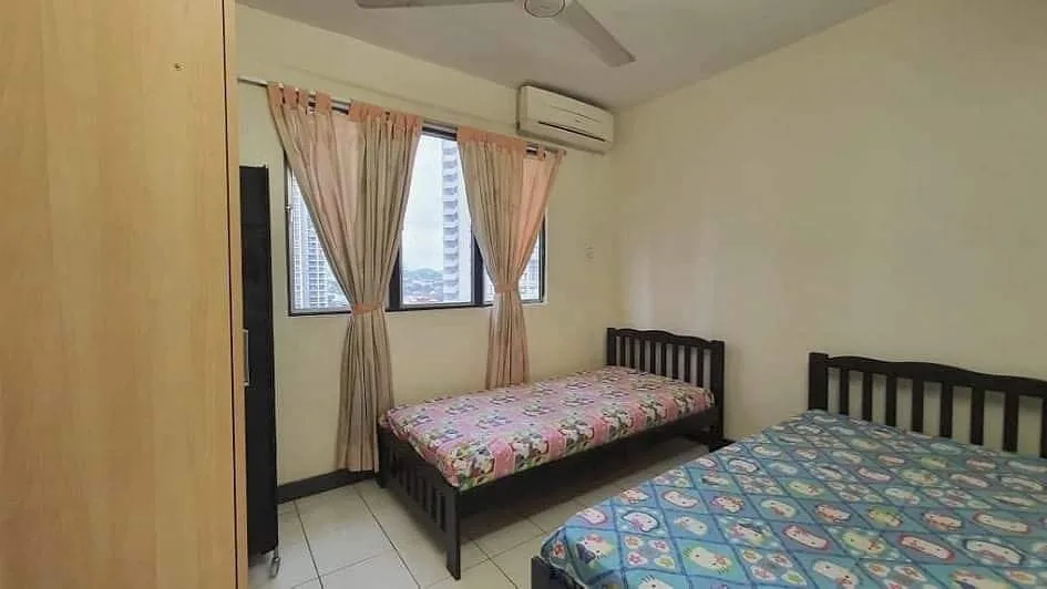EEF1AEF8 A2E4 4228 B719 4BE319CBDA3E e77ef202 | RoomGrabs