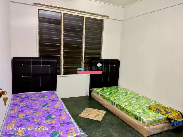 Room2Rent Room 8663ebf9 | RoomGrabs