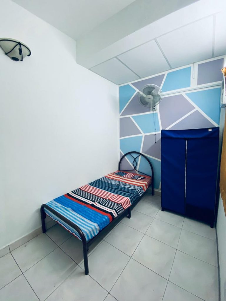 IMMEDIATE MOVE IN Single Room Near IOI Mall Puchong ...