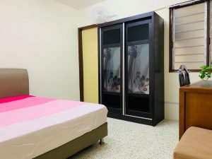 photo 9f7fbb52 - RoomGrabs