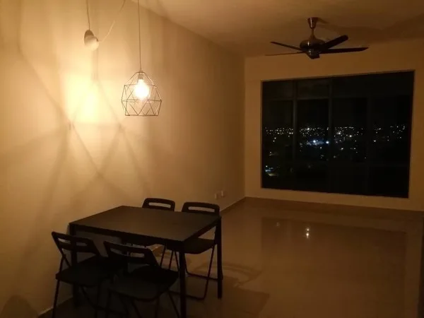 view 001 a3841615 - RoomGrabs