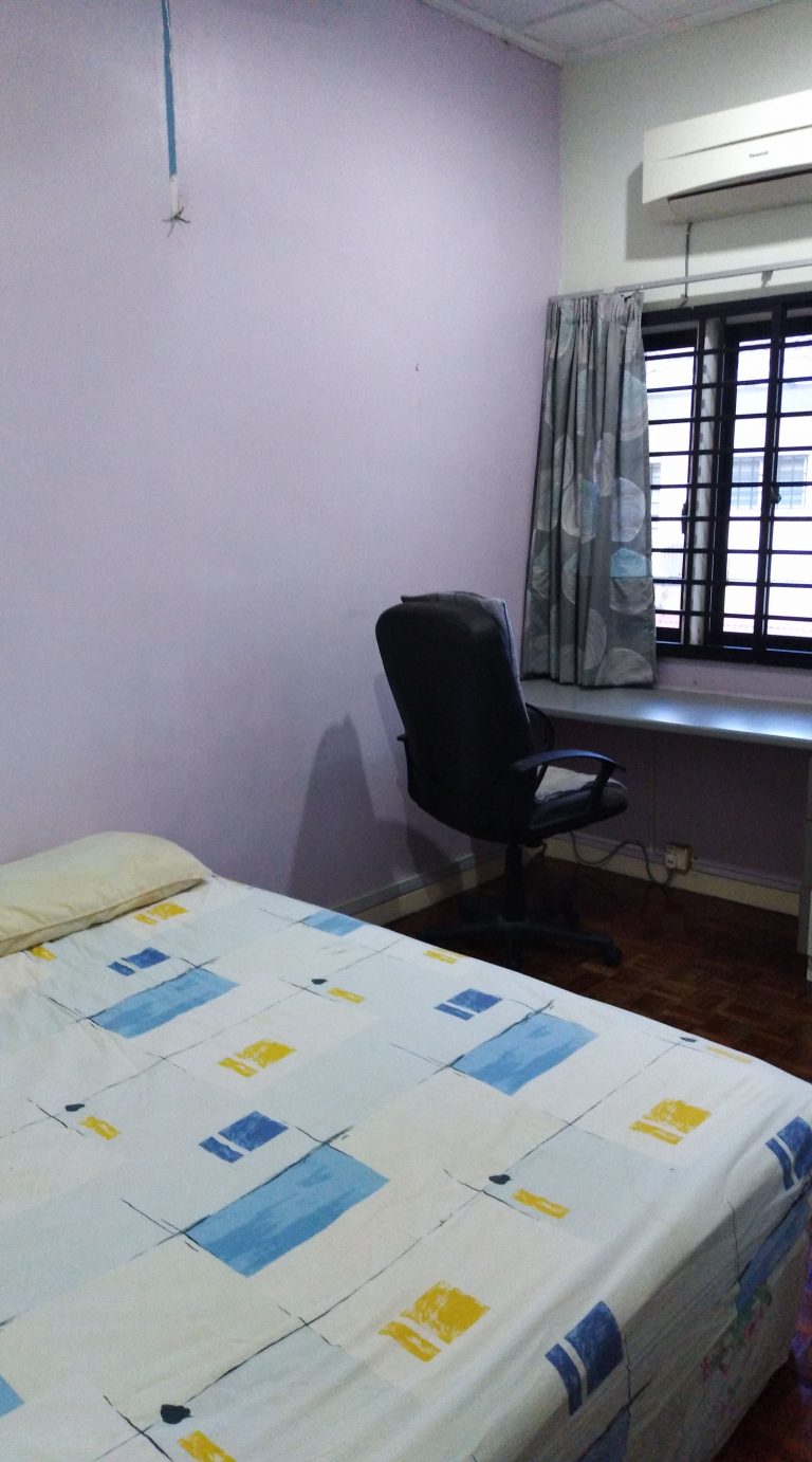  MIDDLE ROOM TO LET AT USJ 11/4K 3 IMG 20190528 WA0063 170b4571 - RoomGrabs