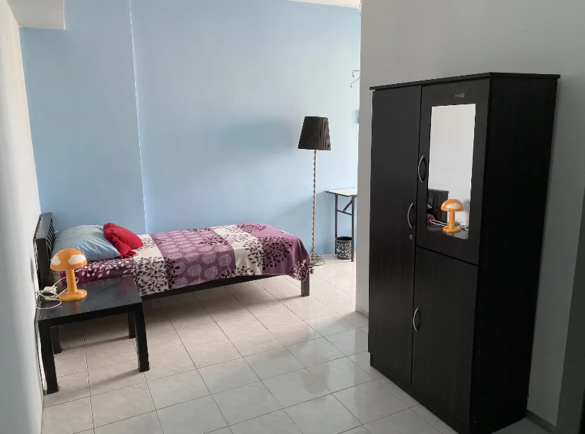13D911D8 F0EE 4ABD A9A8 695F543B6982 84b9c53c | RoomGrabs