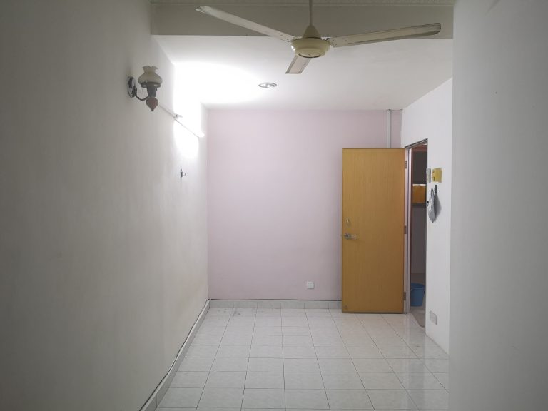 RM 600 SINGLE ROOM TO RENT AT KOTA KEMUNING, SHAH 3 Room to rent kota kemuning bilik sewa kota kemuning 1 d7bd8b9e - RoomGrabs