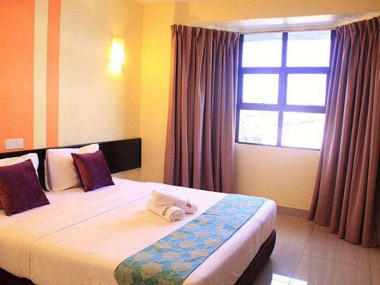 hotel room for rent 1591867168 7ceda8e6 progressive c66873e2 | RoomGrabs