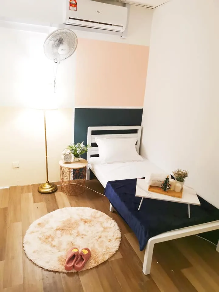 photo a12a434c - RoomGrabs