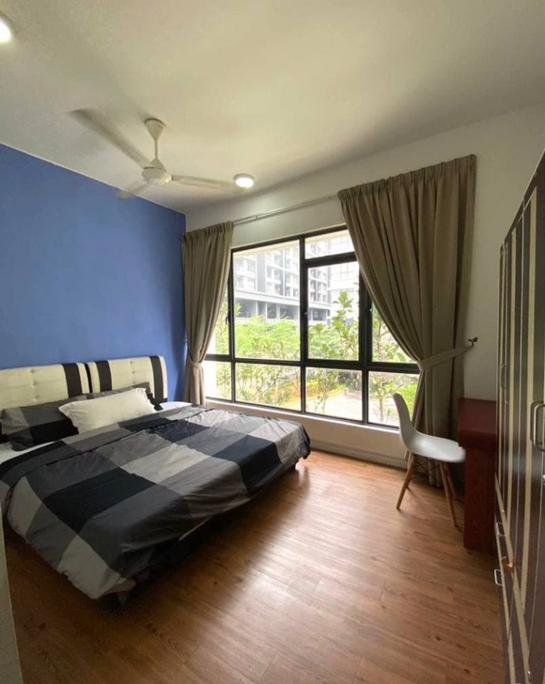 Master Room 02a98735 | RoomGrabs