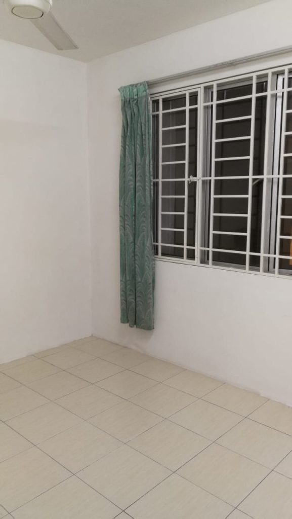 PV 10 Big Medium Room For Rent 3 Room 12df041d scaled - RoomGrabs