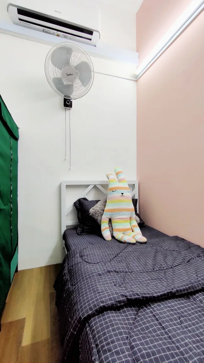 photo b32309c1 - RoomGrabs