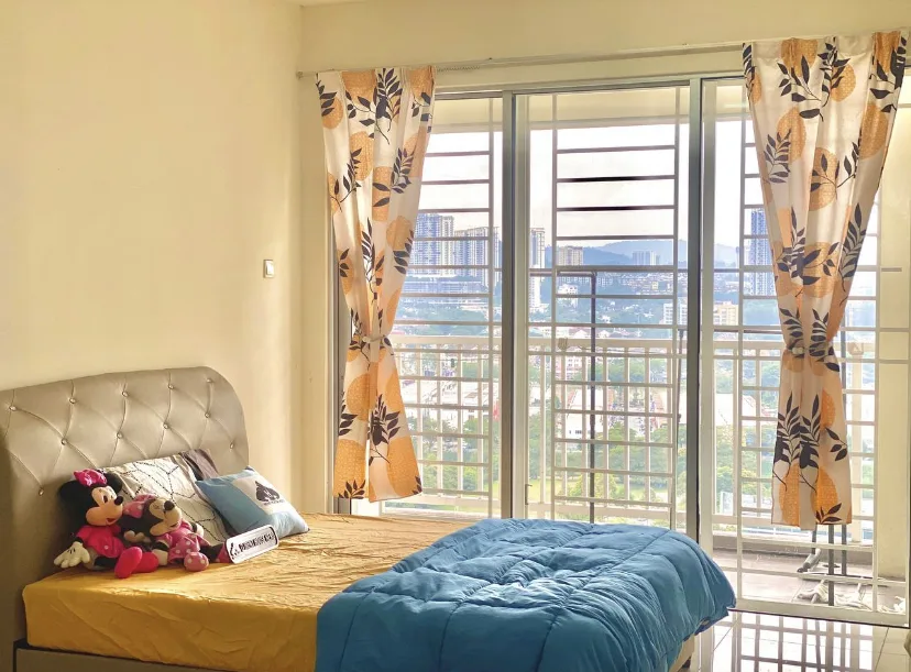 9882CC0A 6365 4F23 A6AC 84A438F8BC18 47de0915 | RoomGrabs