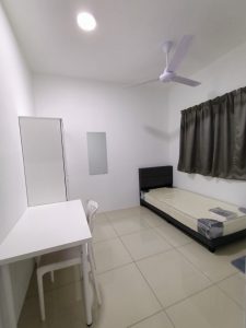 MEDIUM ROOM 700 38e1894e - RoomGrabs