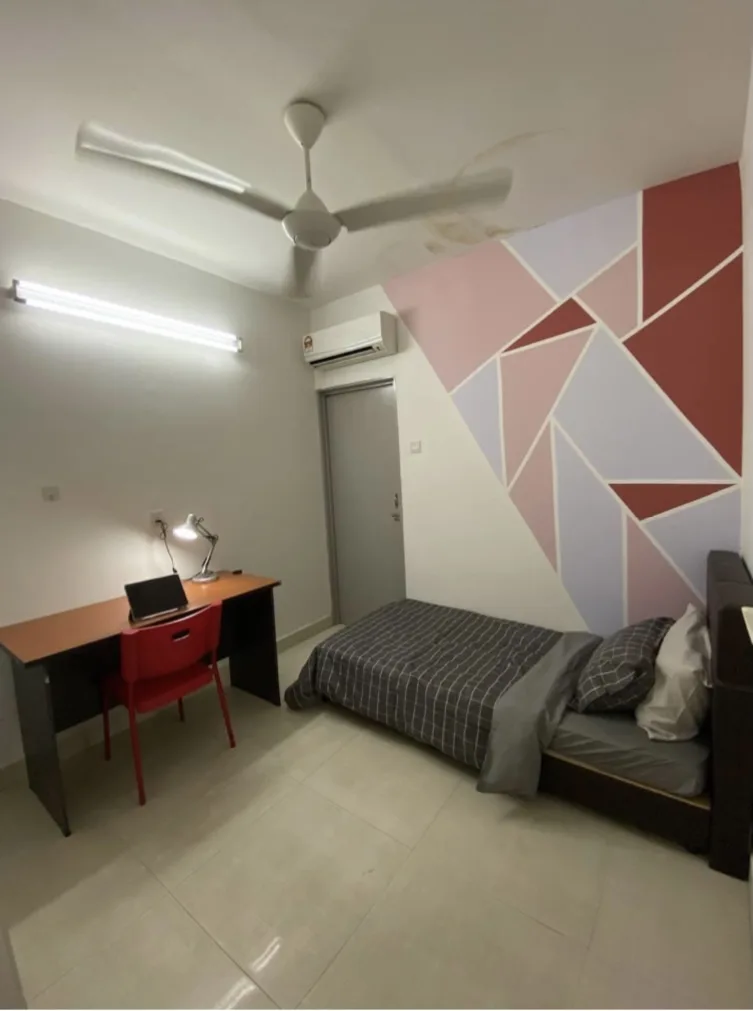 B7808A9A FBF5 4957 805E 7AC2F4939087 ebbcf3a8 | RoomGrabs