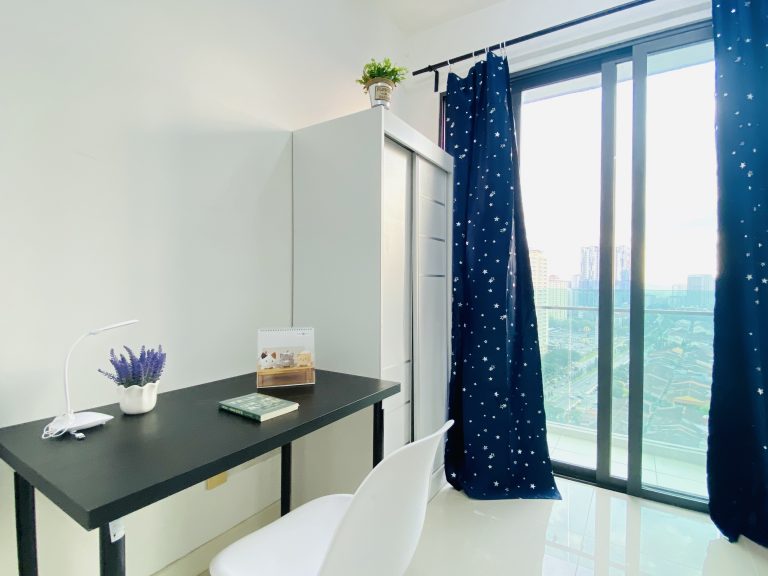 -10 minutes to Mamak, Pizza Hut, KFC and 99 speedmart 3 DANAU KOTA SUITE BALCONY ROOM 3 f3dd436e - RoomGrabs