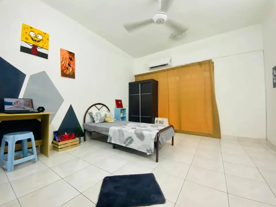 photo 4854e493 | RoomGrabs