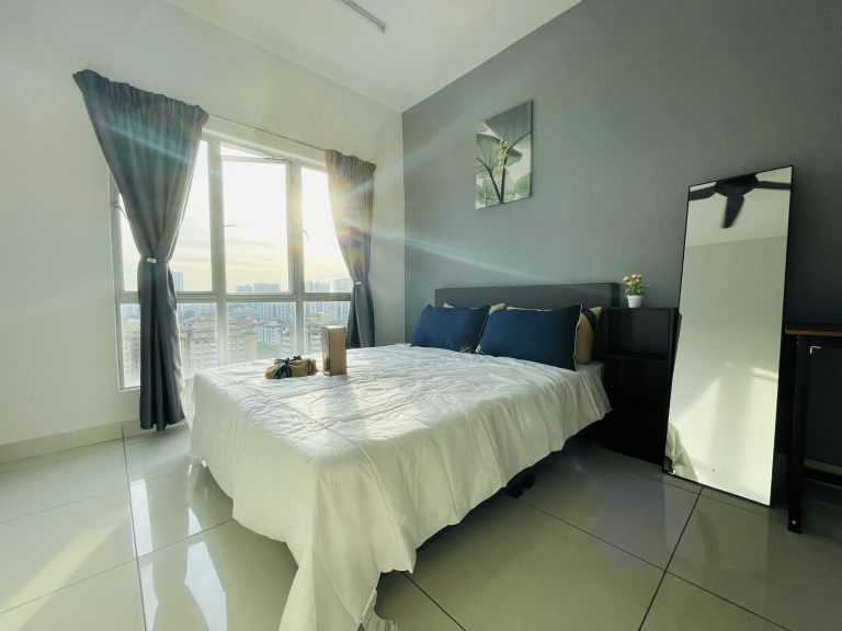 WEEKLY CLEANING and HIGHLY HYGIENIC Master Room at Spring Avenue 3 IMG 5749 6ede7668 - RoomGrabs