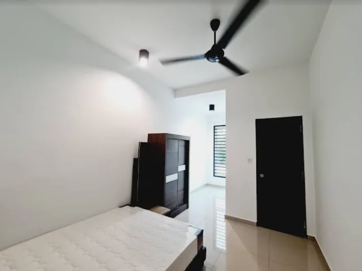 medium room 1 a e2aa6f6d | RoomGrabs