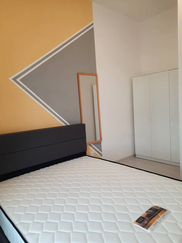 A83EAD25 6409 402B 9C02 88131F0A8E58 5a0a347e | RoomGrabs
