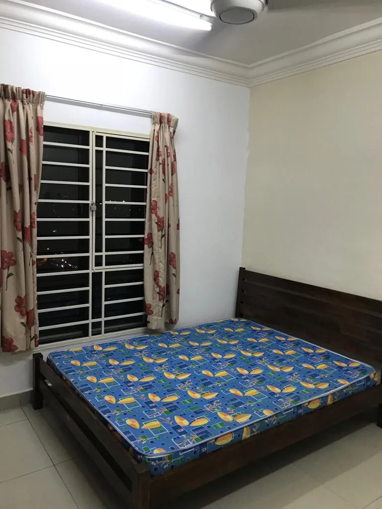 H1 c6a9103d | RoomGrabs