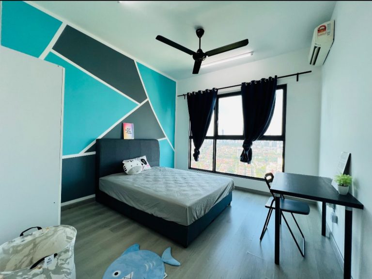 MB 2 c4d7002c | RoomGrabs