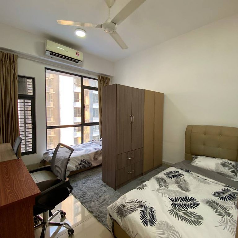 FEMALE UNIT ๐โโ๏ธ LAST BED ๐ฑ Shared Room @ Utropolis Glenmarie 3 IMG 6467 8c1e1879 - RoomGrabs