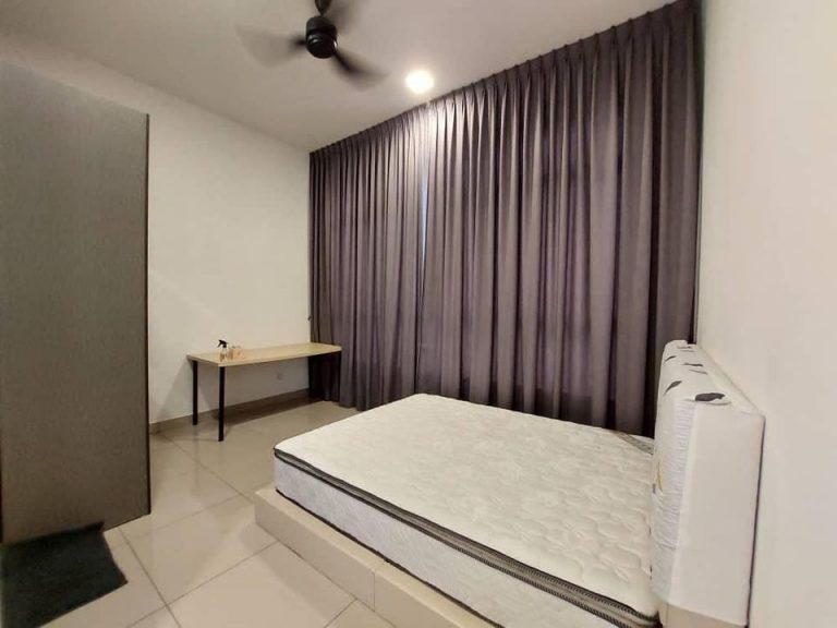 Putra Suria Master Room e0f72665 | RoomGrabs