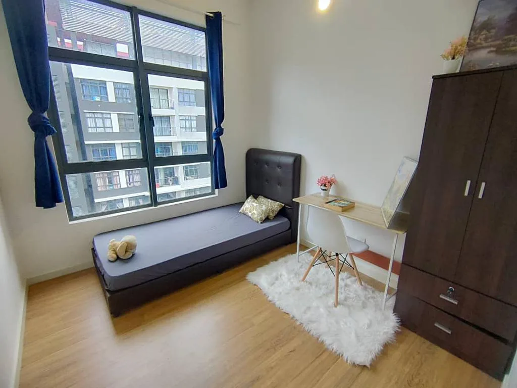 Bukit Jalil Room for rent Utilities Included near public transport 2 SS5 f190a8ec | RoomGrabs