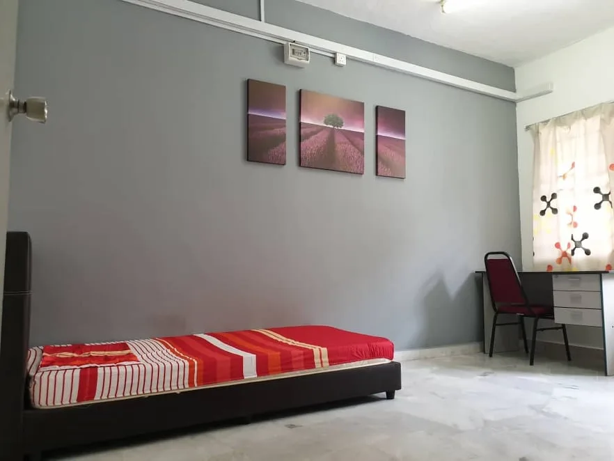 28 505 3 b91a2579 | RoomGrabs