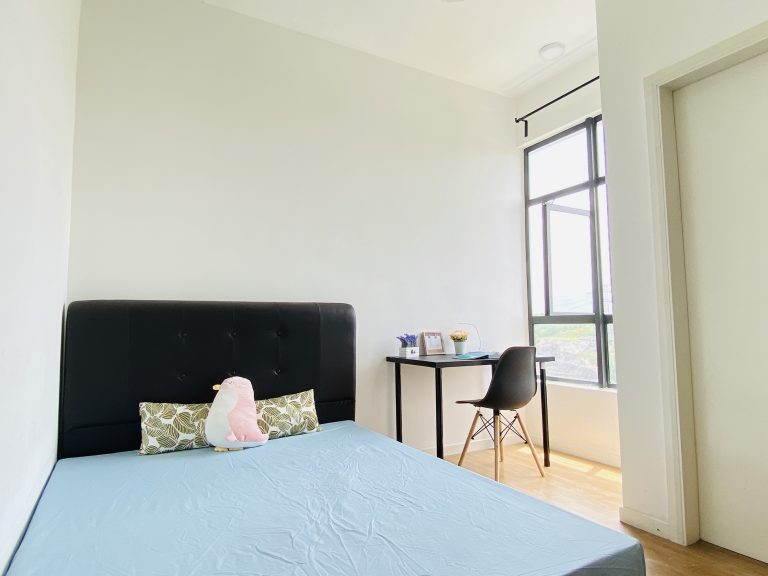 JUNIOR MASTER BEDROOM 1 05ae2461 | RoomGrabs