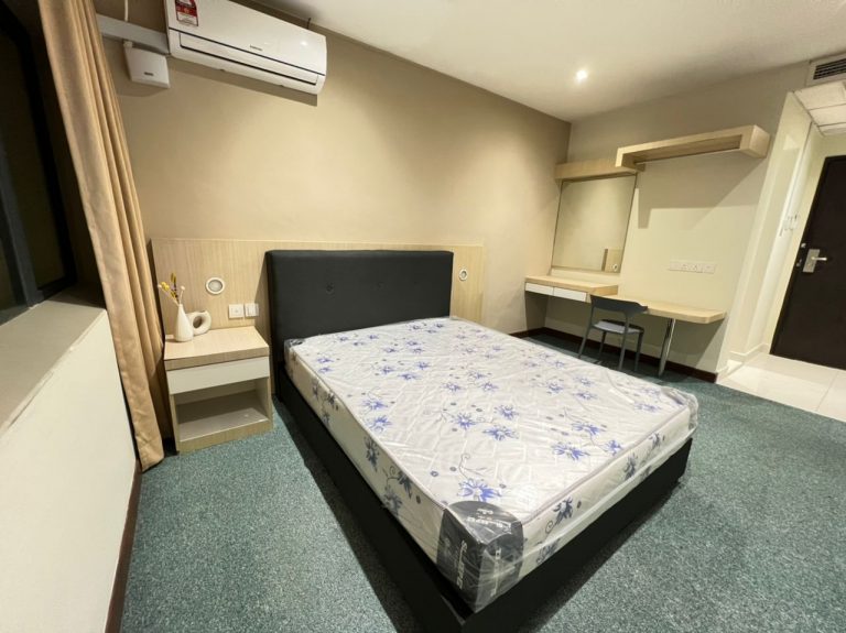 Pheonix hotel room 1 09c2cbc3 - RoomGrabs