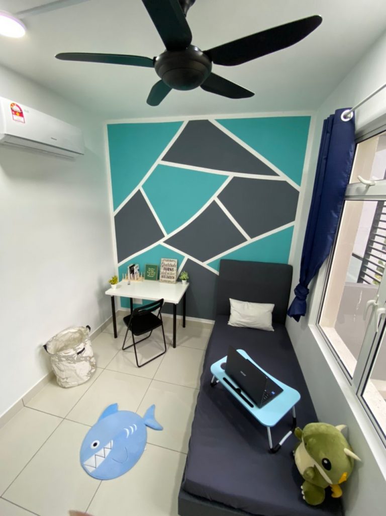 SD 4 8d49cb2f | RoomGrabs