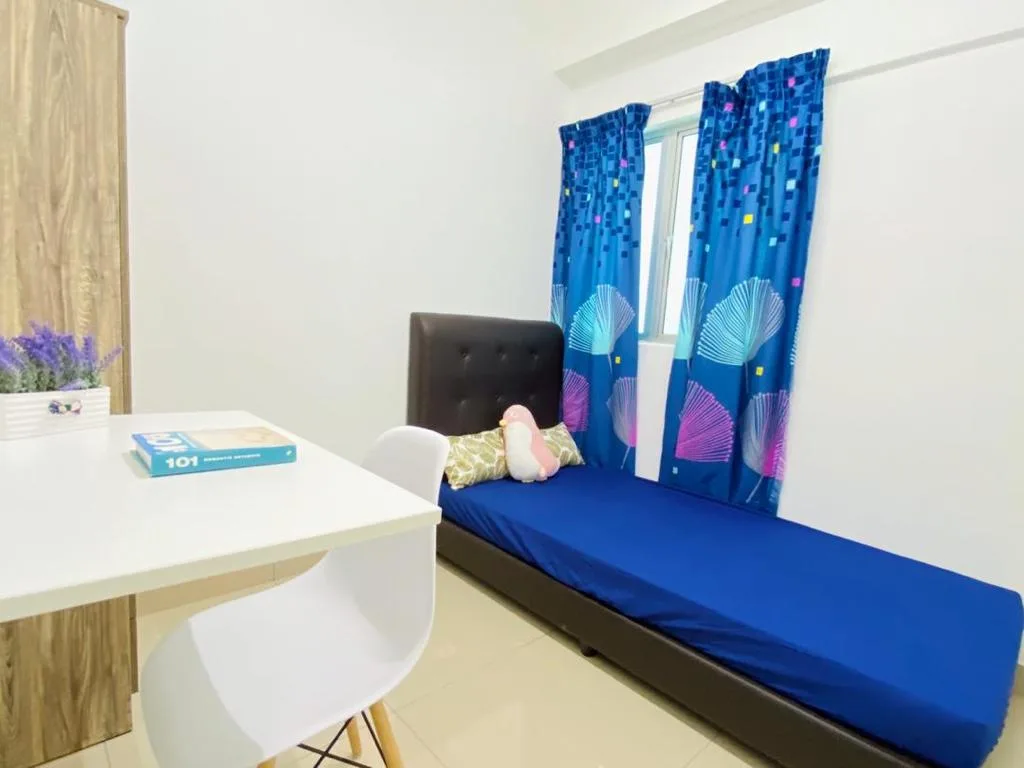 SS2 a39735f6 | RoomGrabs